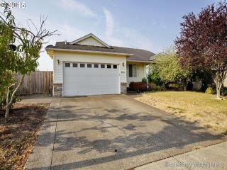 904 Meadow Dr, Liberal, OR 97038-7329