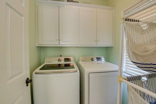 203 Avrett Ln, Evans GA 30809-6674 exterior