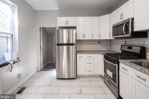 2440 16 St, Philadelphia PA  19132-4438 exterior