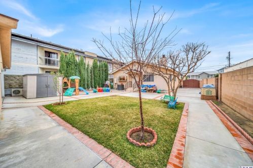809 Lomita Ave, Glendale CA  91205-1617 exterior