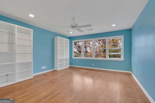 120 Huntcliff Pt, Atlanta GA  30350-1601 exterior