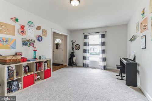 423 Lakeview Ave, Tavistock NJ  08033-1611 exterior