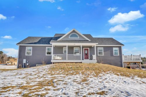 255 Federal St, Lyman, ME 04002-3128