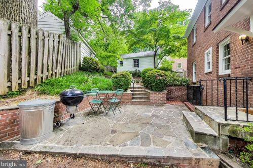 610 Ellsworth Dr, Silver Spring MD 20910-4301 exterior