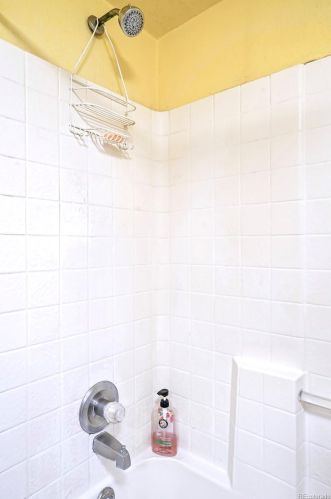 4444 Acoma St, Englewood CO  80110-5742 exterior