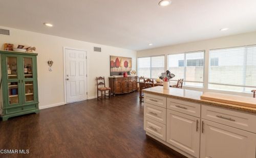 2167 Tracy Ave, Simi Valley CA 93063-2750 exterior