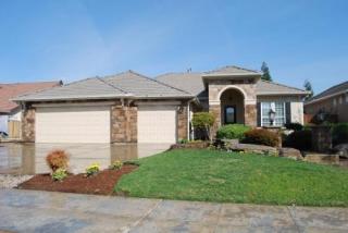 2885 Richert Ave, Clovis, CA 93611-3943
