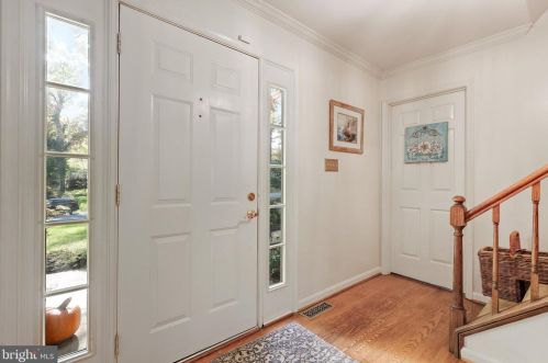13005 Montpelier Ct, Woodbridge, VA 22192-3356