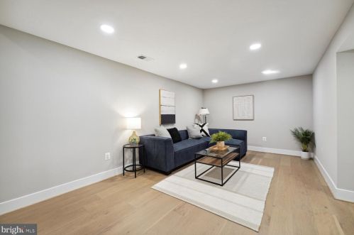 1610 Noyes Dr, Silver Spring MD  20910-2224 exterior