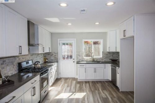 22613 Wildwood St, Hayward, CA 94541-3227