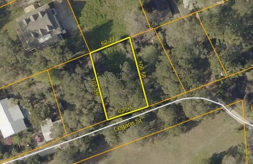 110 Legare St, Mcclellanville, SC 29458-9709