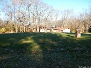 340 Covered Bridge Ln, Belleville, IL 62221-6109