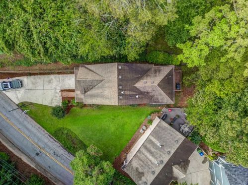 1886 Marietta Rd, Atlanta GA  30318-2764 exterior