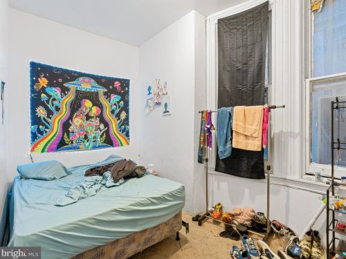 3336 22nd St, Philadelphia PA 19140-4705 exterior