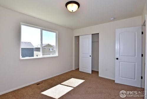 2661 Emerald St, Loveland CO 80537-2011 exterior