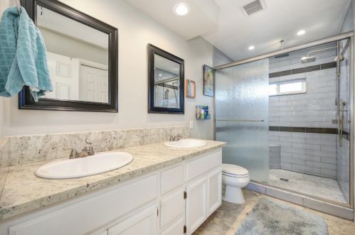5652 Walnut Ave, Citrus Heights CA  95662-5316 exterior