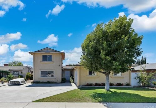 1009 Roanne Pl, Anaheim, CA 92801-3206