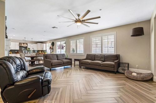 19445 Mi Casa Ct, Riverside CA  92508-6827 exterior