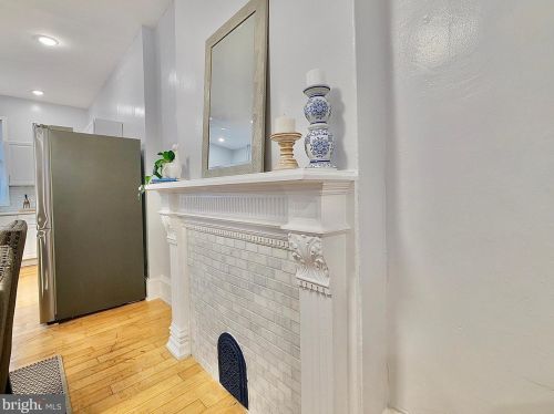 1314 16th St, Philadelphia PA  19146-4709 exterior