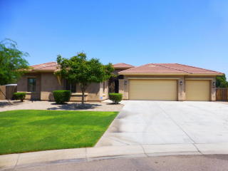 7105 67th Dr, Laveen, AZ 85339-5065