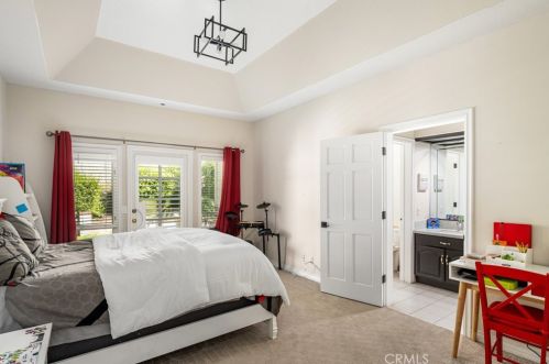 4501 Cerro Vista Dr, Anaheim CA 92807 exterior