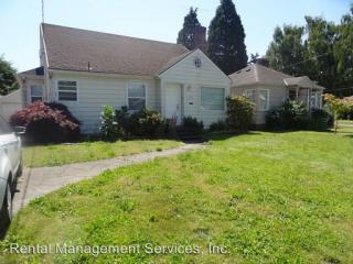 7322 Westanna Ave, Portland OR  97203-4136 exterior