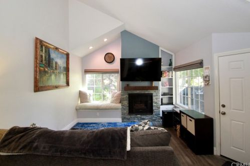 21196 Deerpath, El Toro, CA 92630-6725