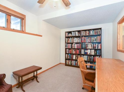 1539 Blackhawk Lk Dr, Saint Paul MN  55122-1258 exterior