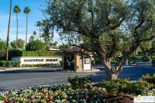 2322 Oakcrest Dr, Palm Springs, CA 92264-5022