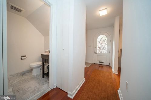 2023 Chancellor St, Philadelphia PA 19103-5604 exterior