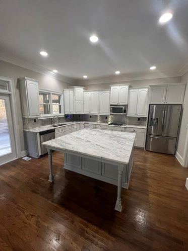 155 Fieldsborn Ct, Atlanta GA  30328-1039 exterior