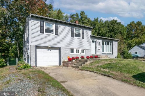 200 Fairview Ave, Somerdale, NJ 08083-1626