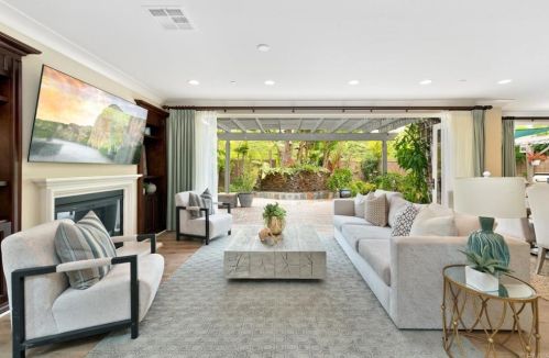 105 Coyote Brush, Irvine CA  92618-8873 exterior