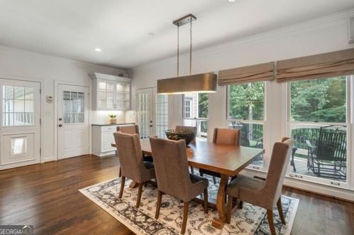 500 Highbrook Dr, Atlanta GA  30342-2319 exterior