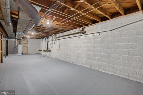 509 Diller Rd, Hanover PA 17331-4806 exterior