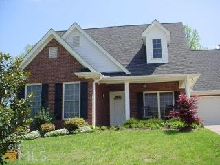 98 Fern Point Dr, Toccoa, GA 30577-8947