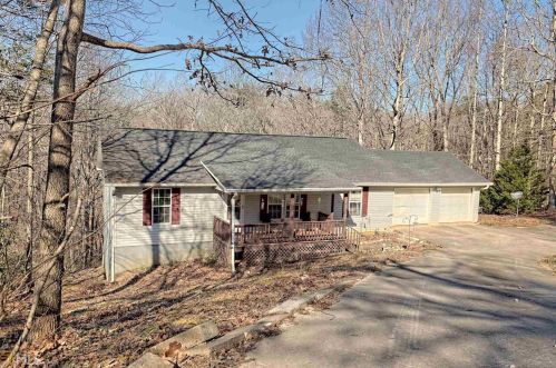 319 Hardwood Dr, Cleveland, GA 30528-4551