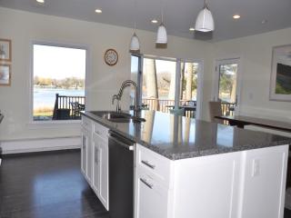 22 Indian Chase Dr, Greenwich CT  06830-7241 exterior