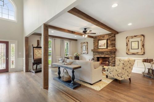 205 Embassy Ct, Atlanta GA  30328-4854 exterior