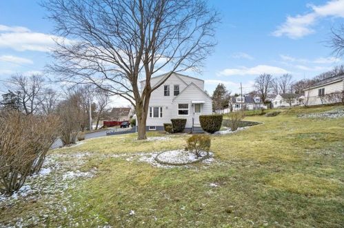93 Cottage Ave, Providence, RI 02911-3521