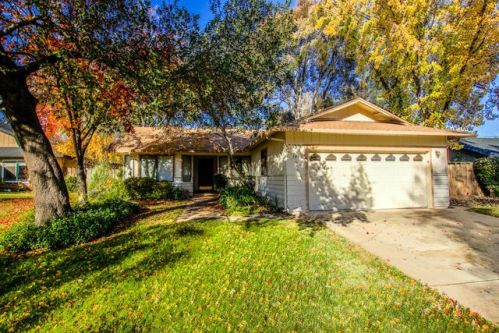 1850 Sutterwood Dr, Redding, CA 96002-3097