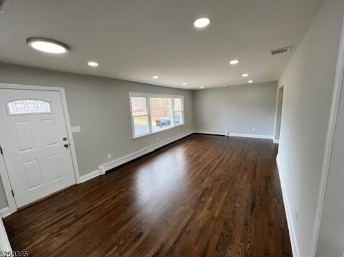26 Ashwood Ave, Dover NJ  07869-1303 exterior