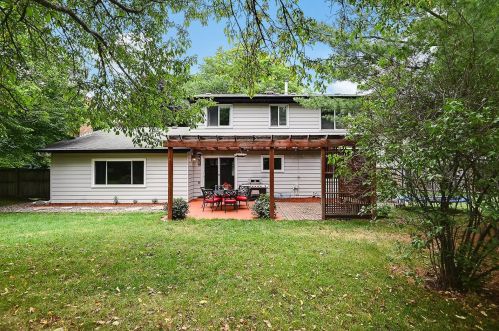1810 Evergreen Ct, Saint Paul MN  55125-2301 exterior