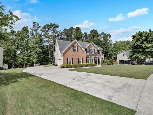 5424 Royal Jasmine Way, Buford, GA 30518-7942