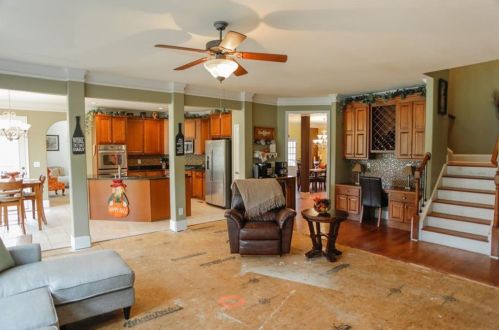 806 Low Fls Ct, Jefferson GA  30549-7943 exterior