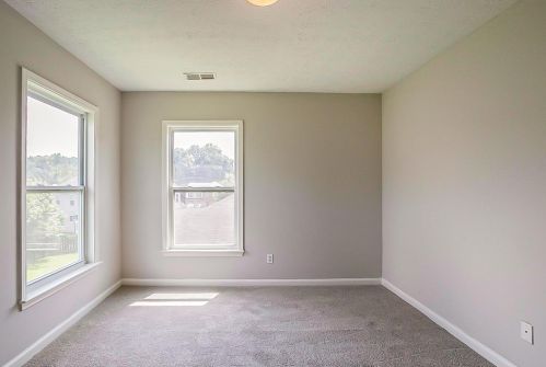 3069 Elmwood Rd, Atlanta GA  30349-8105 exterior