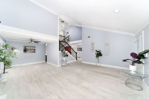 1332 Pembrooke Ln, Anaheim CA  92804-5434 exterior