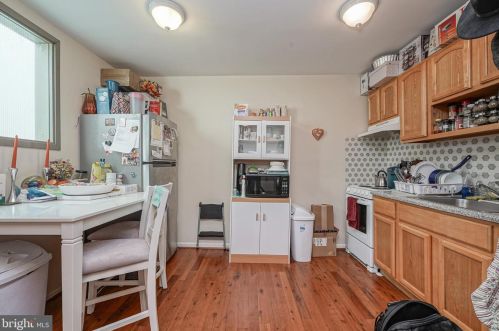 2238 12 St, Philadelphia PA 19133-1006 exterior