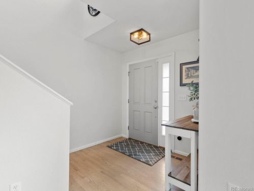 4825 Eaton Park Way, Aurora CO  80016-5831 exterior