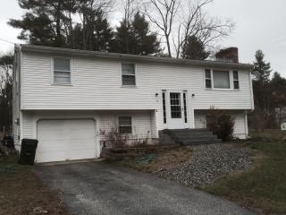 5 Maplewood Dr, Londonderry, NH 03053-3909